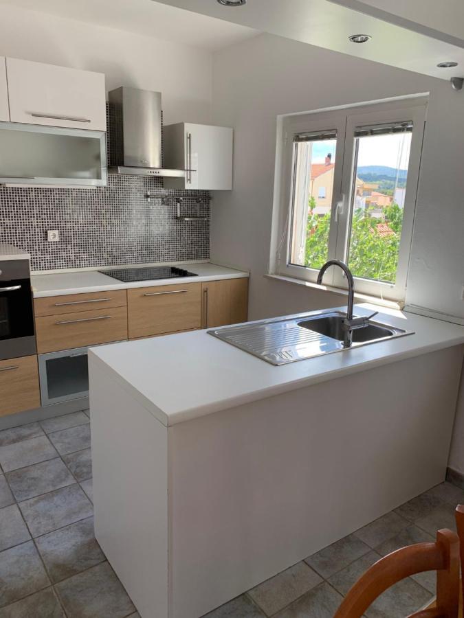 Apartment Skorin Primosten Exterior photo